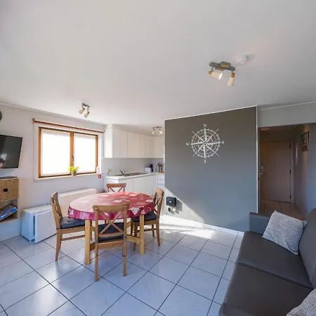 Lägenhet Overlooking The Surroundings