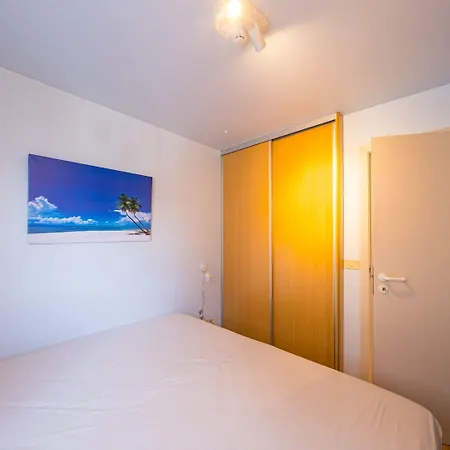 Overlooking The Surroundings Lägenhet *